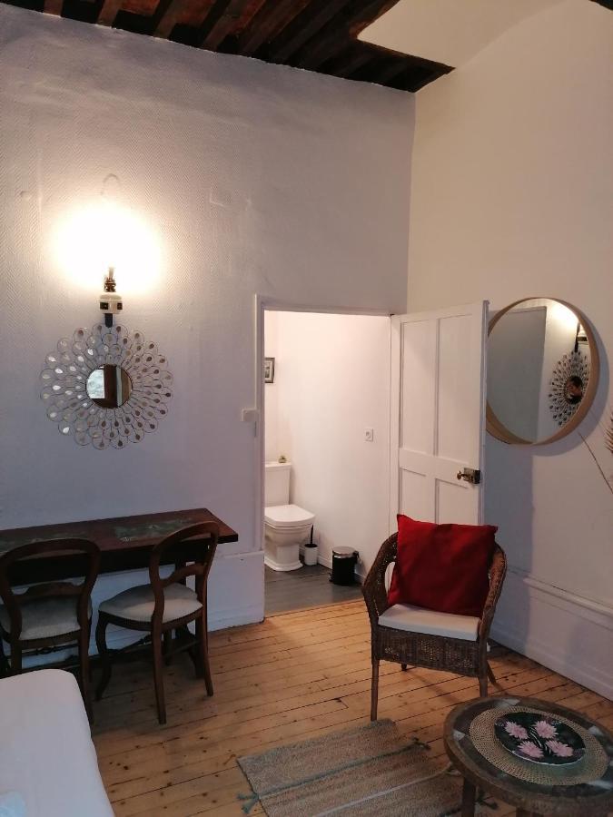 Apartament Le Studio Du 6 Dole Zewnętrze zdjęcie